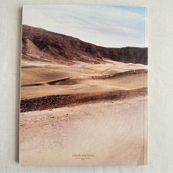 Authentic Louis Vuitton 2013 Histoire Book - Picture 3 of 12